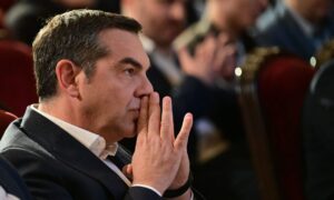 Αλέξης Τσίπρας για Κωνσταντίνο Τσουκαλά: «Αποχαιρετώ έναν από τους σημαντικότερους διανοητές του τόπου μας»