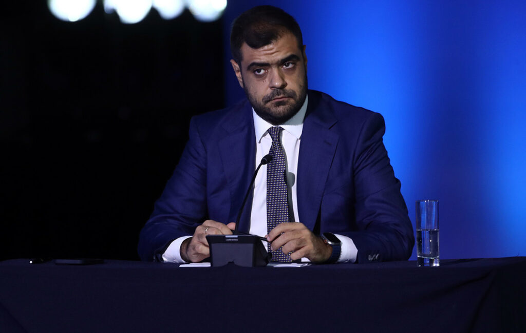 #Έχιδνα 217: Το παλικάρι της φακής …