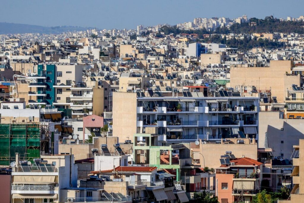 «Φωτιά» τα φοιτητικά ενοίκια το 2026: Σπάνιες οι γκαρσονιέρες – Πόσο κοστίζει η στέγη σε Αθήνα και Πειραιά