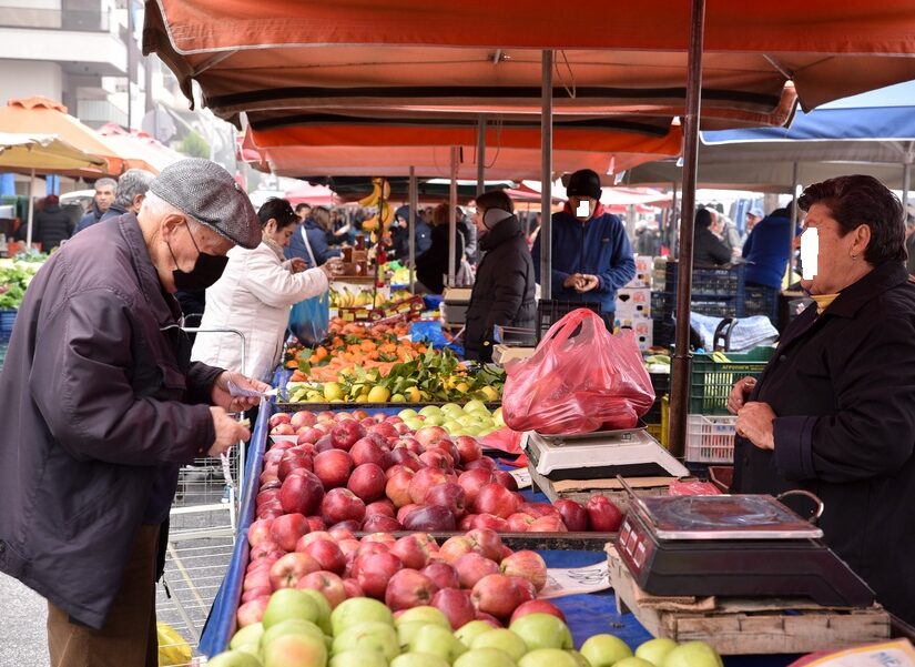 Έρευνες ΙΟΒΕ και ΙΕΛΚΑ: Η ακρίβεια αλλάζει τις καταναλωτικές συνήθειες των Ελλήνων