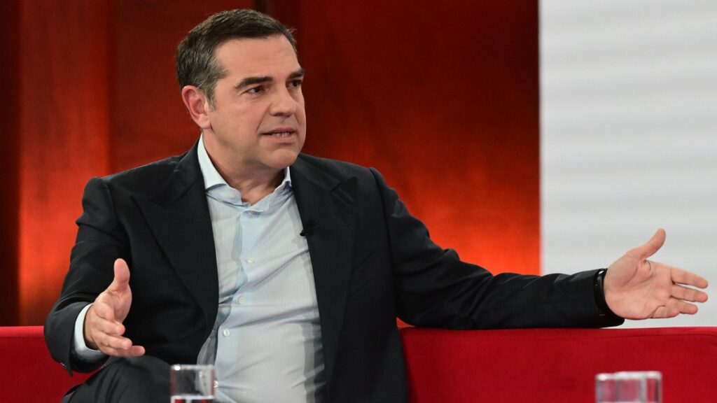 Δημοσκόπηση Interview : Αισθητή η δυναμική Τσίπρα