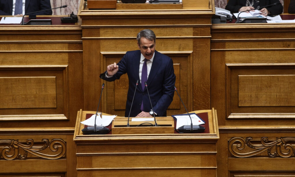 Καψαλισμένος ο Μητσοτάκης στην δευτερολογία του τα έβαλε με τον … Πάγκαλο!
