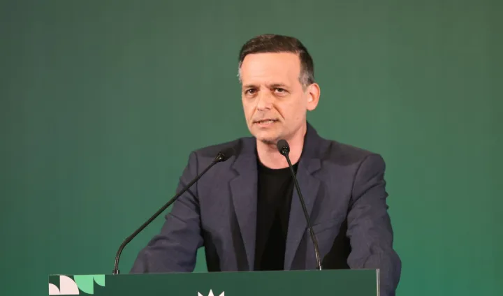 Ο Δούκας επαναφέρει το σενάριο κυβερνητικών συνεργασιών μεταξύ ΠΑΣΟΚ και ΕΛ.ΑΣ.