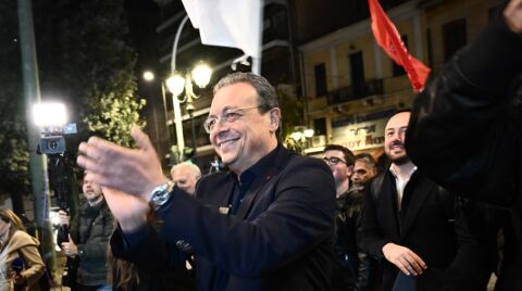 #Έχιδνα 230: Τραπέζι Φάμελλου σε εργαζόμενους της Κουμουνδούρου: Μετά τη ΔΕΘ θα μας πάρει ο Τσίπρας …