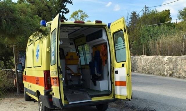 Τραγικός θάνατος γυναίκας στην Αίγινα: Έφτασε μετά από 50 λεπτά το ασθενοφόρο – «Τα παράπονά σας στο Υπουργείο» απάντησαν από το Κέντρο Υγείας