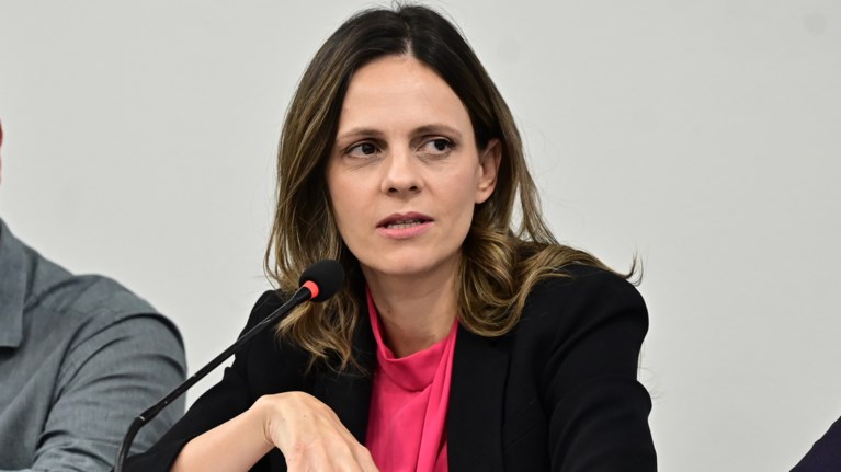 Έφη Αχτσιόγλου: Fake news ότι υπονόμευσα τον Αλέξη Τσίπρα – Ο ΣΥΡΙΖΑ δεν μπορούσε να ανακάμψει μετά το εκφυλιστικό τραύμα του 2023