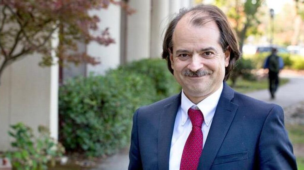 Ιωαννίδης στην εκδήλωση της «Εστίας»: «Η Ελλάδα έχει κατακλυστεί από νούμερα-αχρηστοκράτες, προδιαγράφουν με αλαζονεία ένα σκοτεινό μέλλον για τη χώρα»