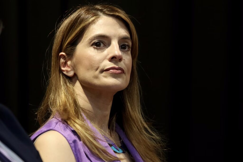 Άννα Παπαδοπούλου κατά Κωνσταντόπουλου: «Ο θύτης επιχειρεί να εμφανιστεί ως θύμα – Η συνέχεια στη Δικαιοσύνη»